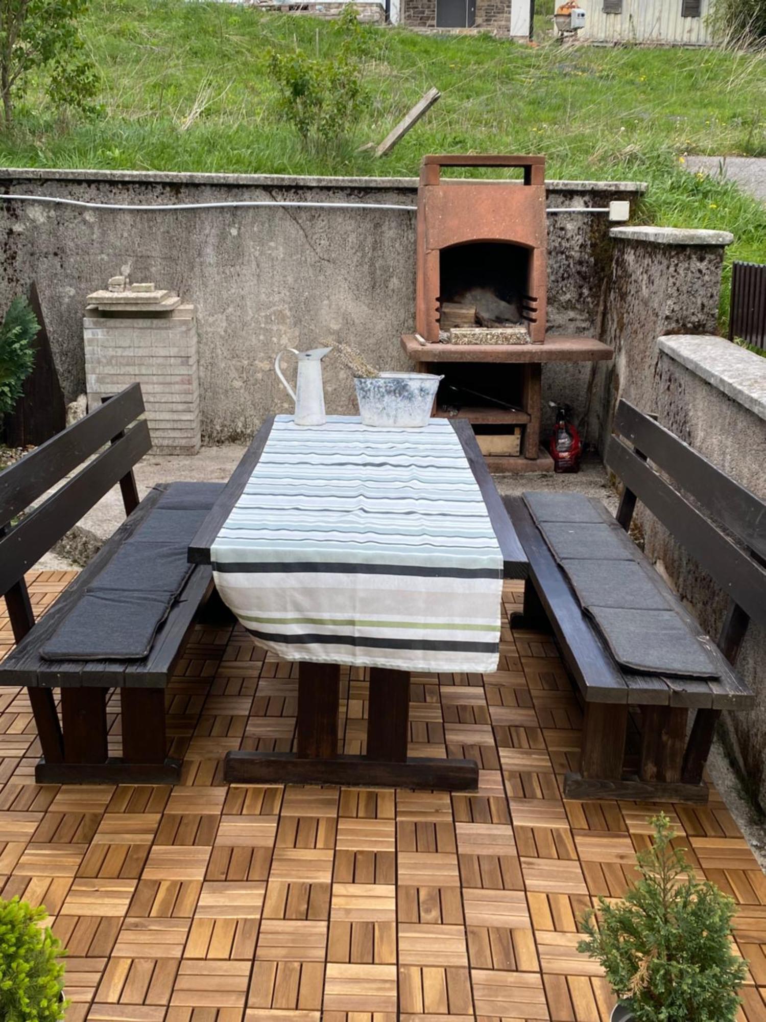 Apartments Vjeverica Zelin Mrzlovodicki Екстер'єр фото